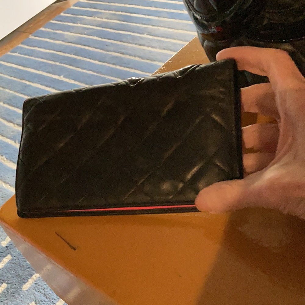 Authentic Chanel Wallet - Picture 2 of 9